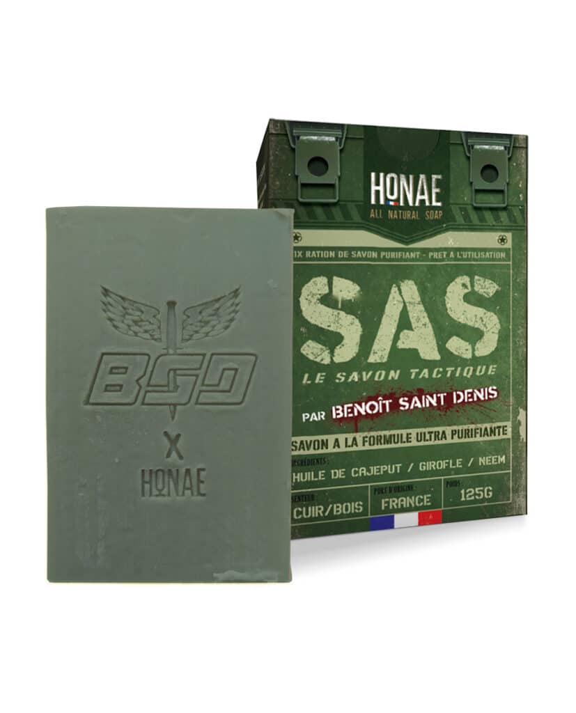 SAS le savon tactique – savon et étui 125 g Savon tactique SAS et son étui, collaboration Benoît Saint Denis x HONAE